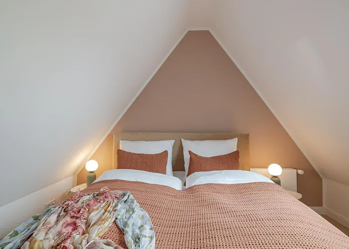 Kajuete #10 Dock 6a * Westerland